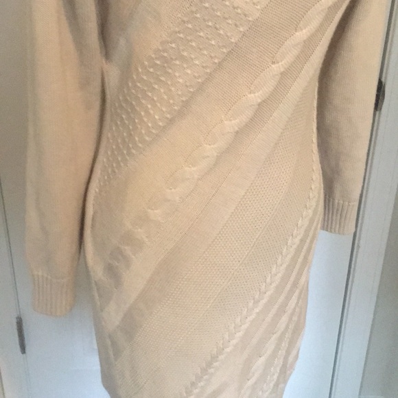 Sz M Tahari Knit Sweater Dress Cream color EUC - Picture 4 of 6